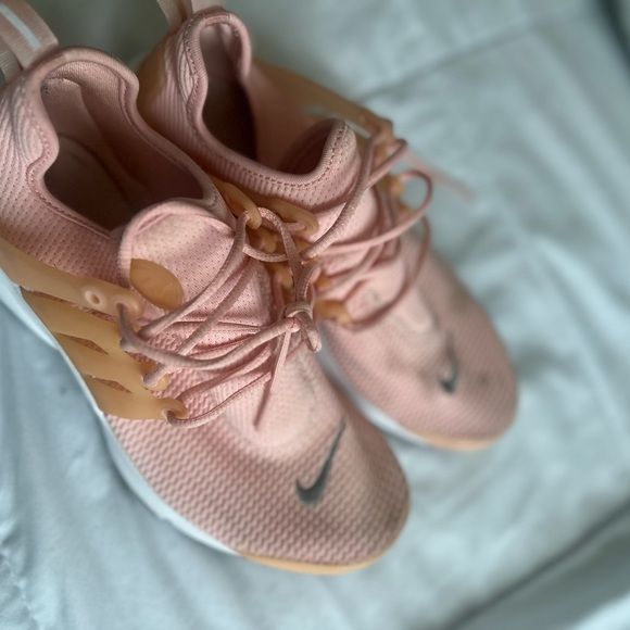 Nike Peach and Silver Athletic Sneakers - Picture 2 of 4